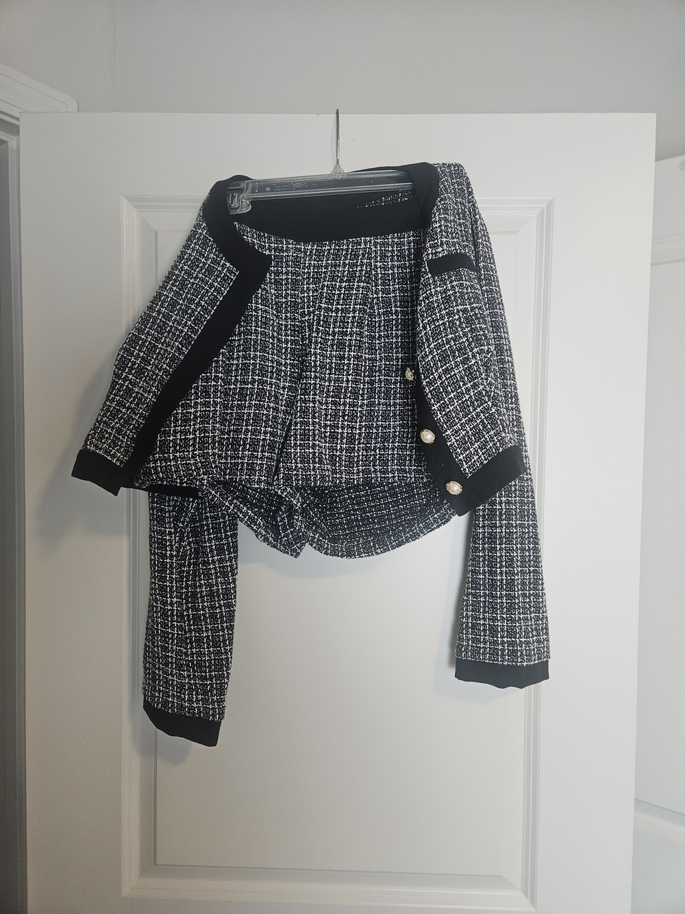 Classic Black & White Tweed Crop Jacket - Women's